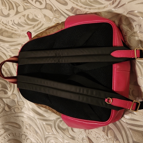 Like new pink coach backpack along with wristlet and small wallet - Picture 4 of 12